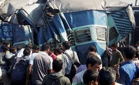 Train Derails Near Rae Bareli,UP:22 died and 50 People Injured