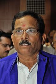 Shripad Yesso Naik advocates for more use of Hindi in official work
