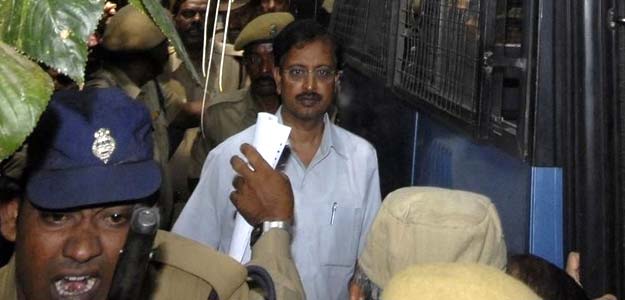 Satyam Founder Ramalinga Raju Sentenced to 7 Years in India’s Biggest Corporate Scandal