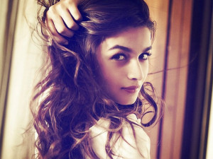 Alia Bhatt Takes Her ‘Favourite Ride. Rickshaw Ride’