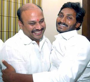 No plans to quit YSRCP : MLA Sujaya Krishna Ranga Rao