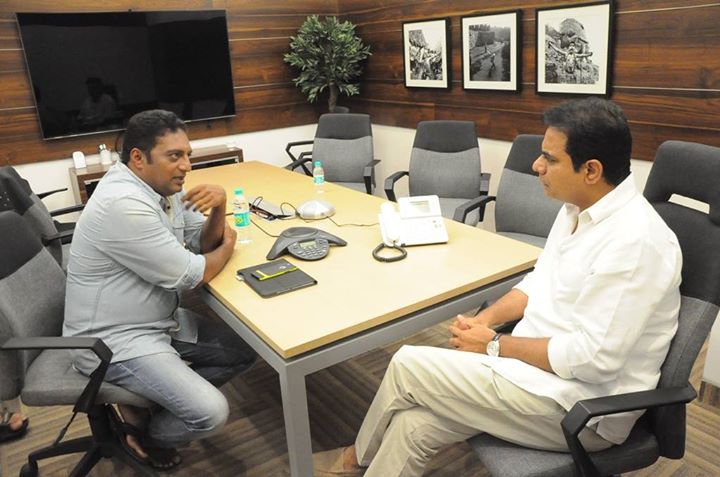 Prakash Raj to Adopt a Village in Mahabubnagar